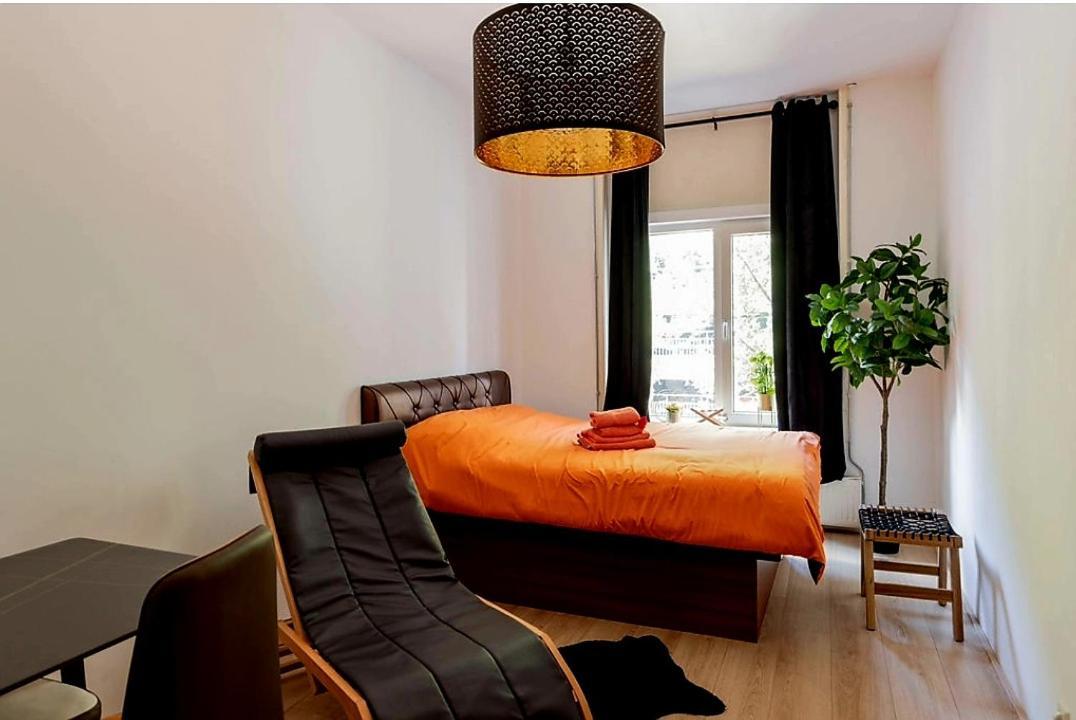 Recharge Hostel Роттердам Екстер'єр фото